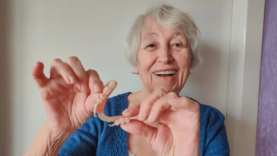 Full dentures & partial dentures in Southington, CT