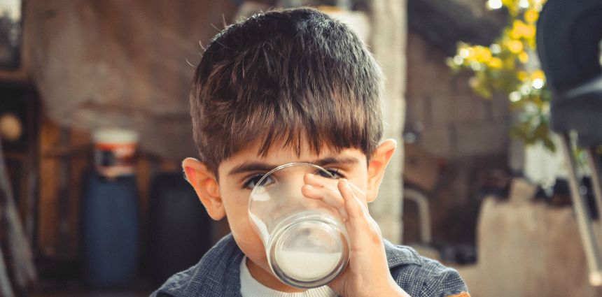 Protect Your Teeth With a Daily Glass of Milk